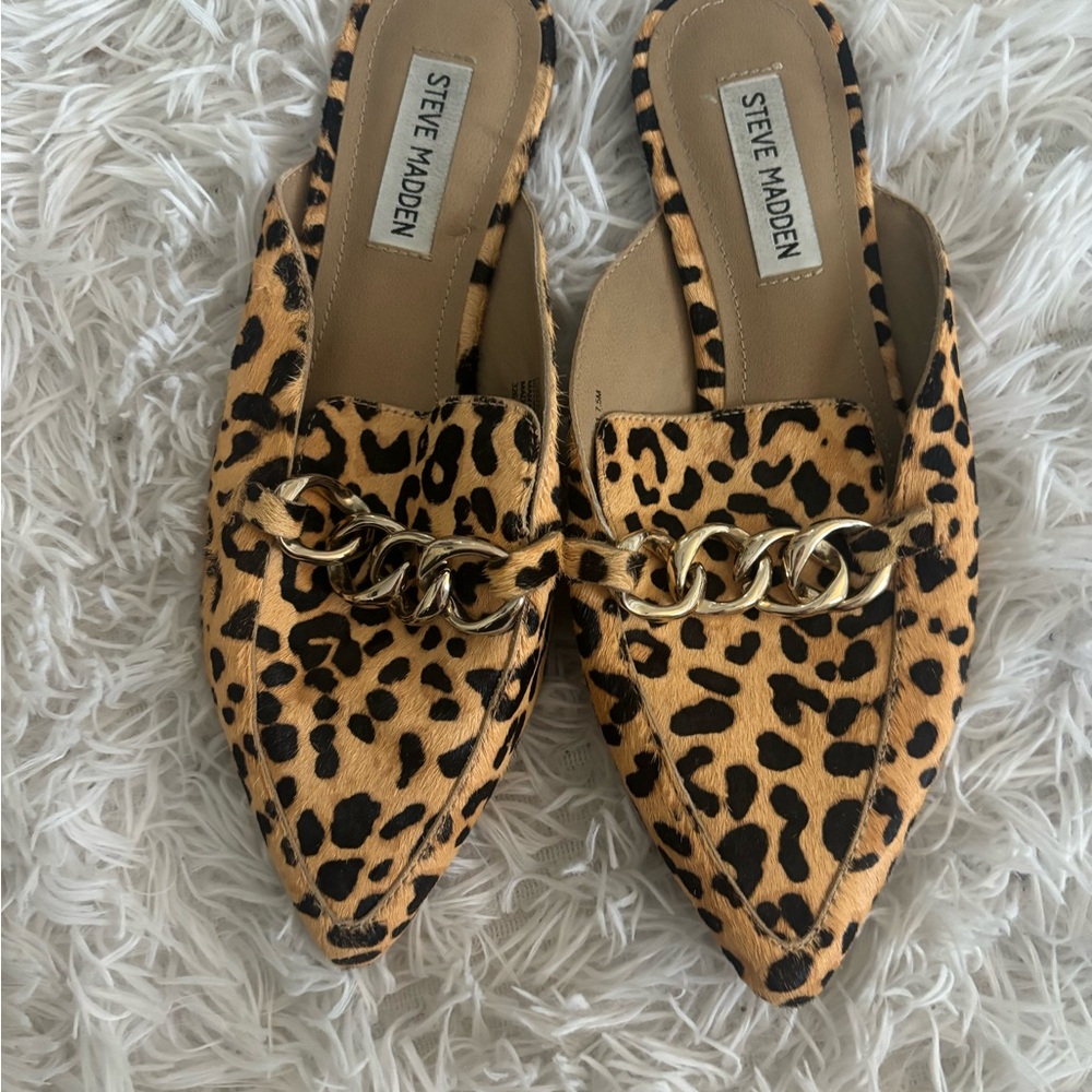 Steve Madden Brown and Gold Mules with Pointed Toe